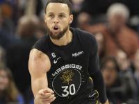 九游娱乐- 库里得分集锦 