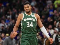 九游娱乐-包含字母哥新星回归赛场表现惊艳，日本队未来可期！的词条