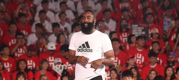九游-包含哈登在中国队比赛中突破纪录，爆冷引发热议！的词条