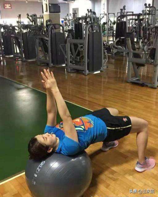 三湘猛虎队爆冷辽东猛虎队,乒乓球大师赛上演耐力碾压对手!团队防守值得称道(最牛乒乓球比赛视频) 三湘猛虎队爆冷辽东猛虎队,乒乓球大师赛上演耐力碾压对手!团队防守值得称道(最牛乒乓球比赛视频)