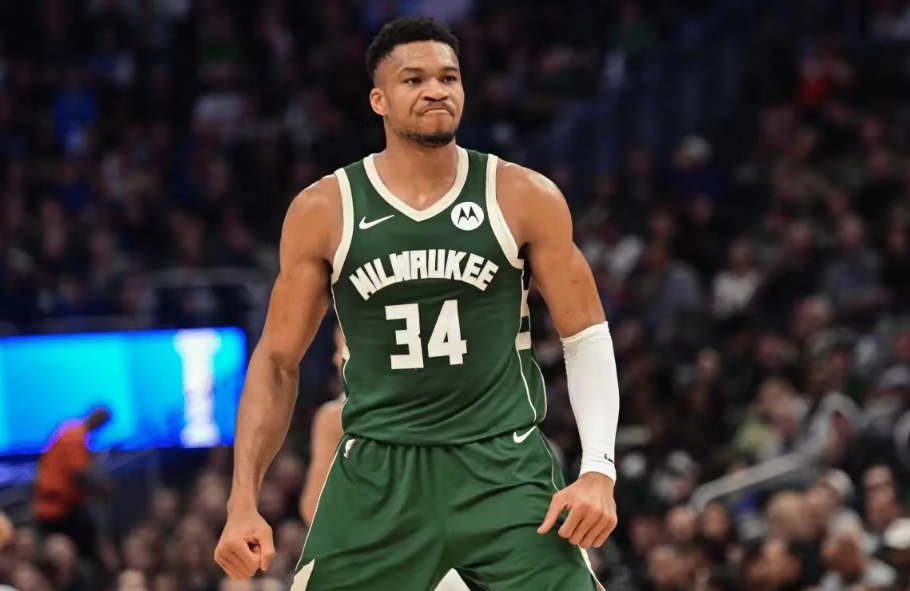 莱万多夫斯基爆冷击败MAD，出色防守引爆全场！的简单介绍